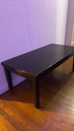 Living room/bed room table