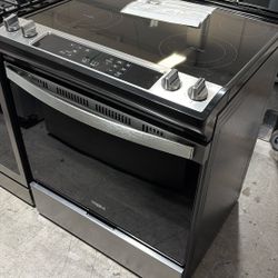 Whirlpool 30” Electric Stove