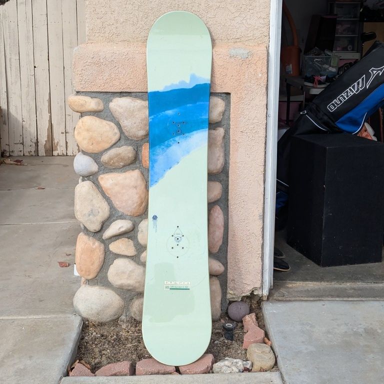 burton fluid snowboard Feel Good Smalls or taking full days on snow Burton Blossom Snowboard - Frog