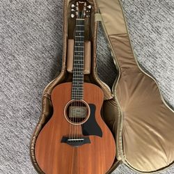 Taylor GS  Mini Mahogany Acoustic Guitar Natural  