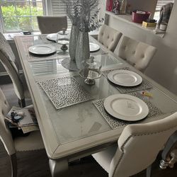 Luxury Table 