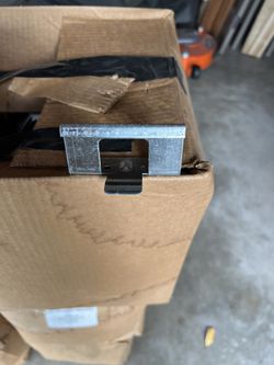 New Ray Metal 1750 Clips  And Screws  