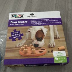 Outward Hound: Dog Smart - Hide, Seek, & Treat (Pet Enrichment)