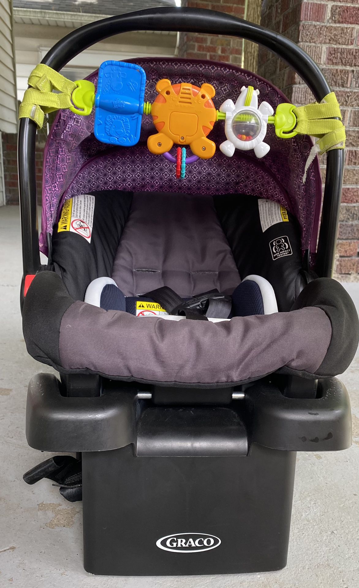 I Need Gas ⛽️ ! Like New Graco SnugRide SnugLock 30 Infant Car Seat with Toys