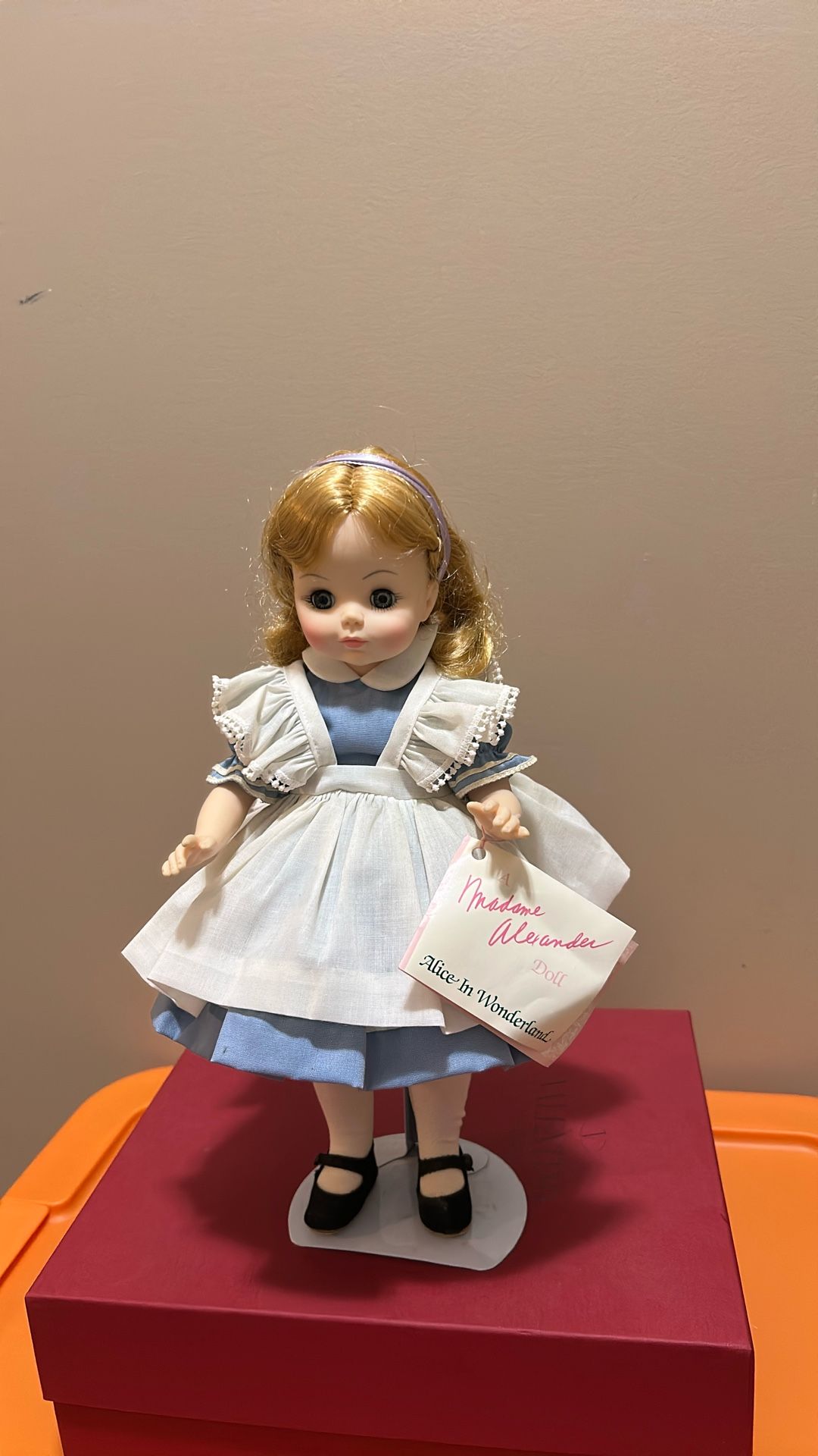 Beautiful! Genuine Collectors “Madame Alexander “ Doll