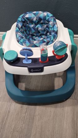 Baby walker in great condition