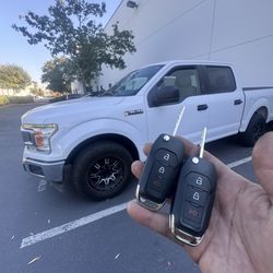 Car Keys/Fobs/Llaves De Autos