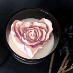 Handmade Valentine’s Heart Candles (16OZ)