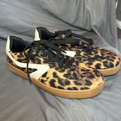 Women's Dolce Vita Sneakers 