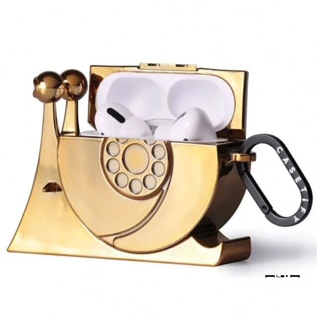 One piece Golden Transponder Snail Den Den Mushi AirPods Pro Case