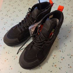 Vans Sk8-Hi GTX VR3 RAEBURN Black 6.5 Men / 8.0 Women