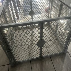 Playpen 4 Panel Plastic 