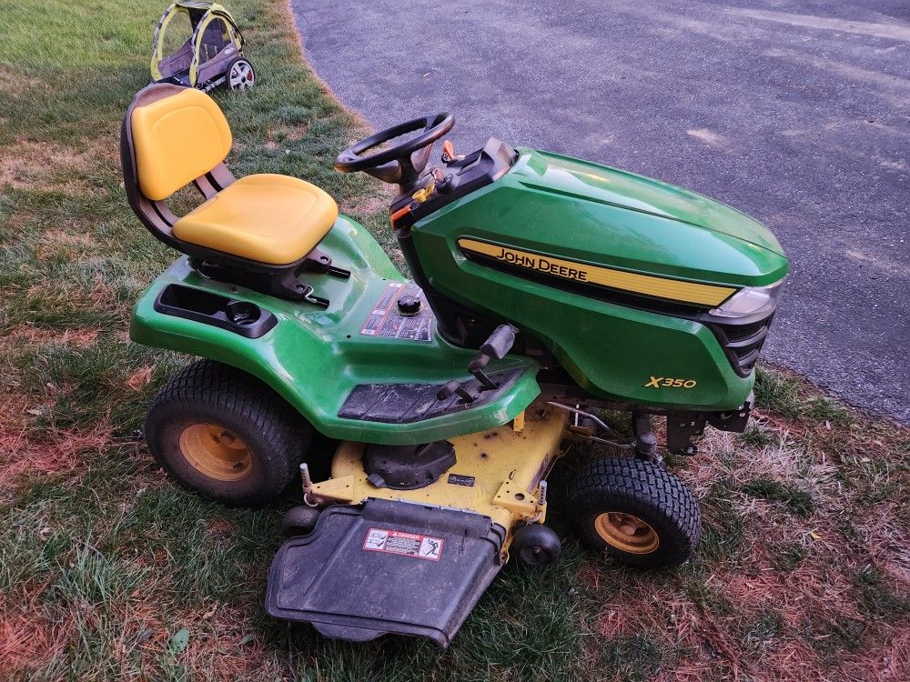 John Deere X350 48" 167 Hours