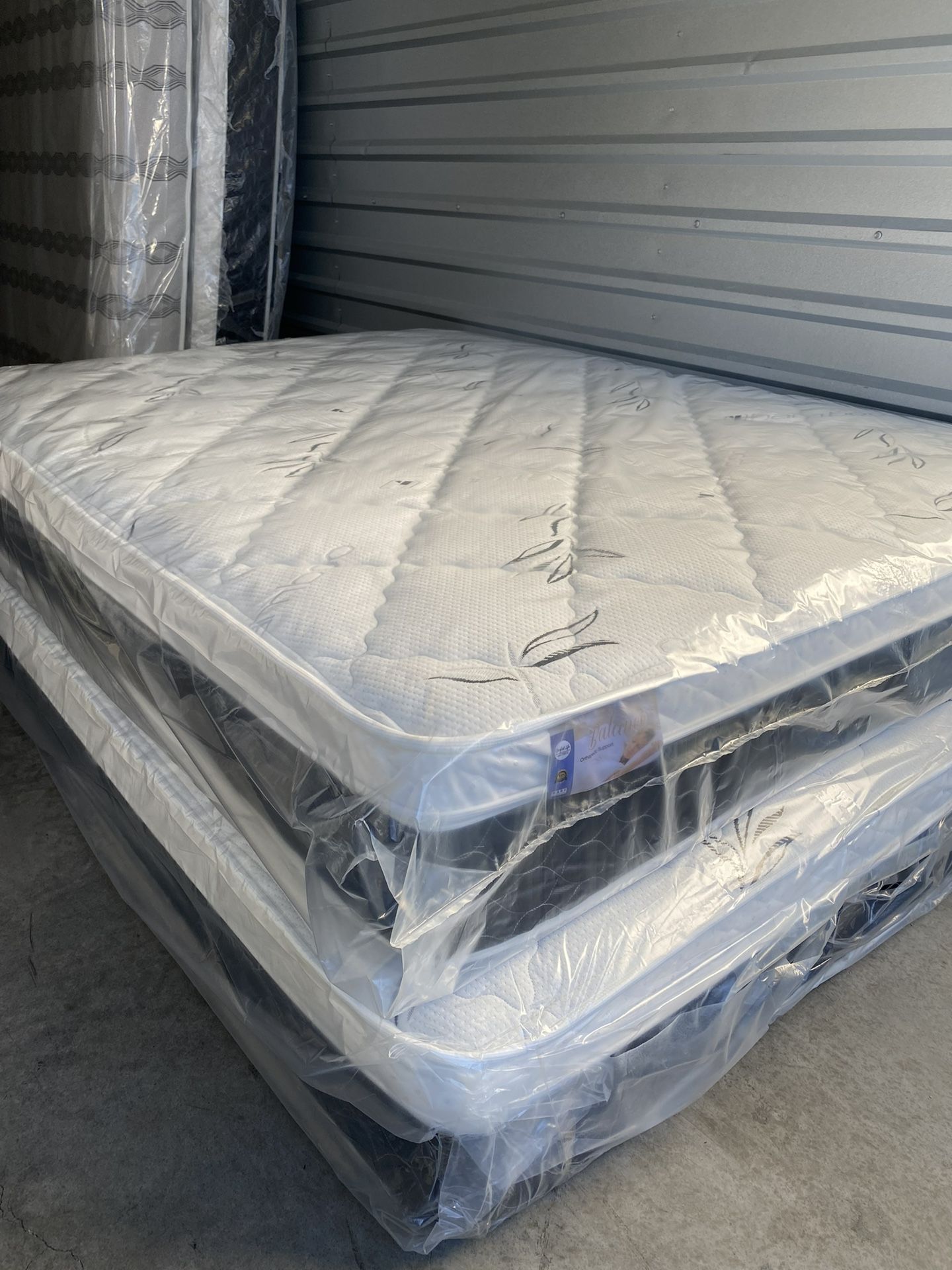 Brand new mattresses TWIN FULL QUEEN E KING C KING free delivery the price depends on the size of the mattress starting prices $159