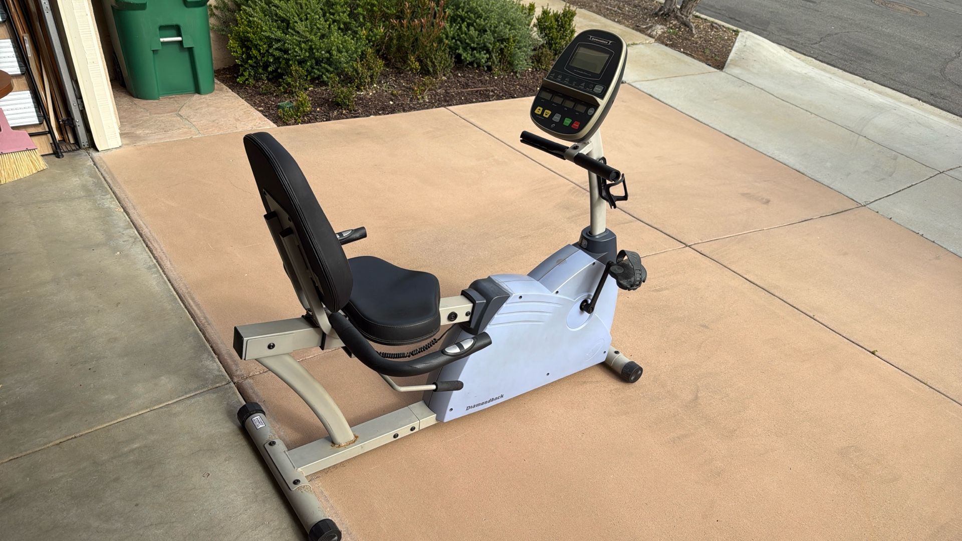 Diamondback 460 Recumbent exercise bike
