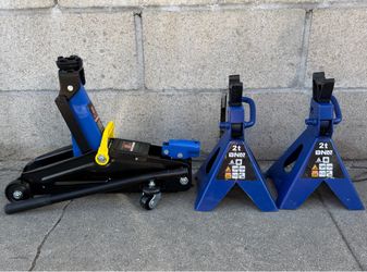 2 Ton Hydraulic Jack with Two 2 Ton Jack Stands