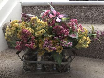 Flower arrangement