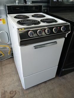 Sunray 20" white coil-top stove - Free delivery