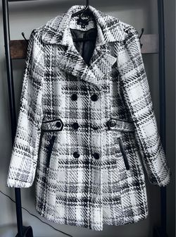 Women’s Plaid Peacoat in Sz L