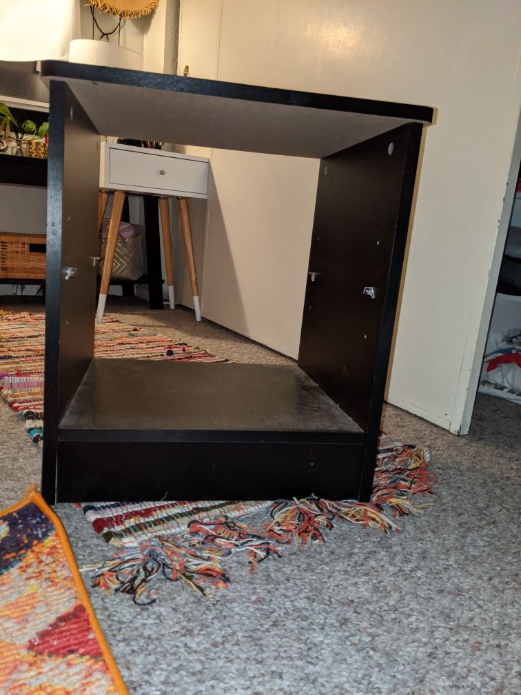 Bedside table/side table