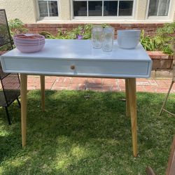 White Wood Writing Desk 