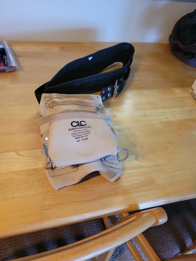 Tool Pouches - Custom LeatherCraft