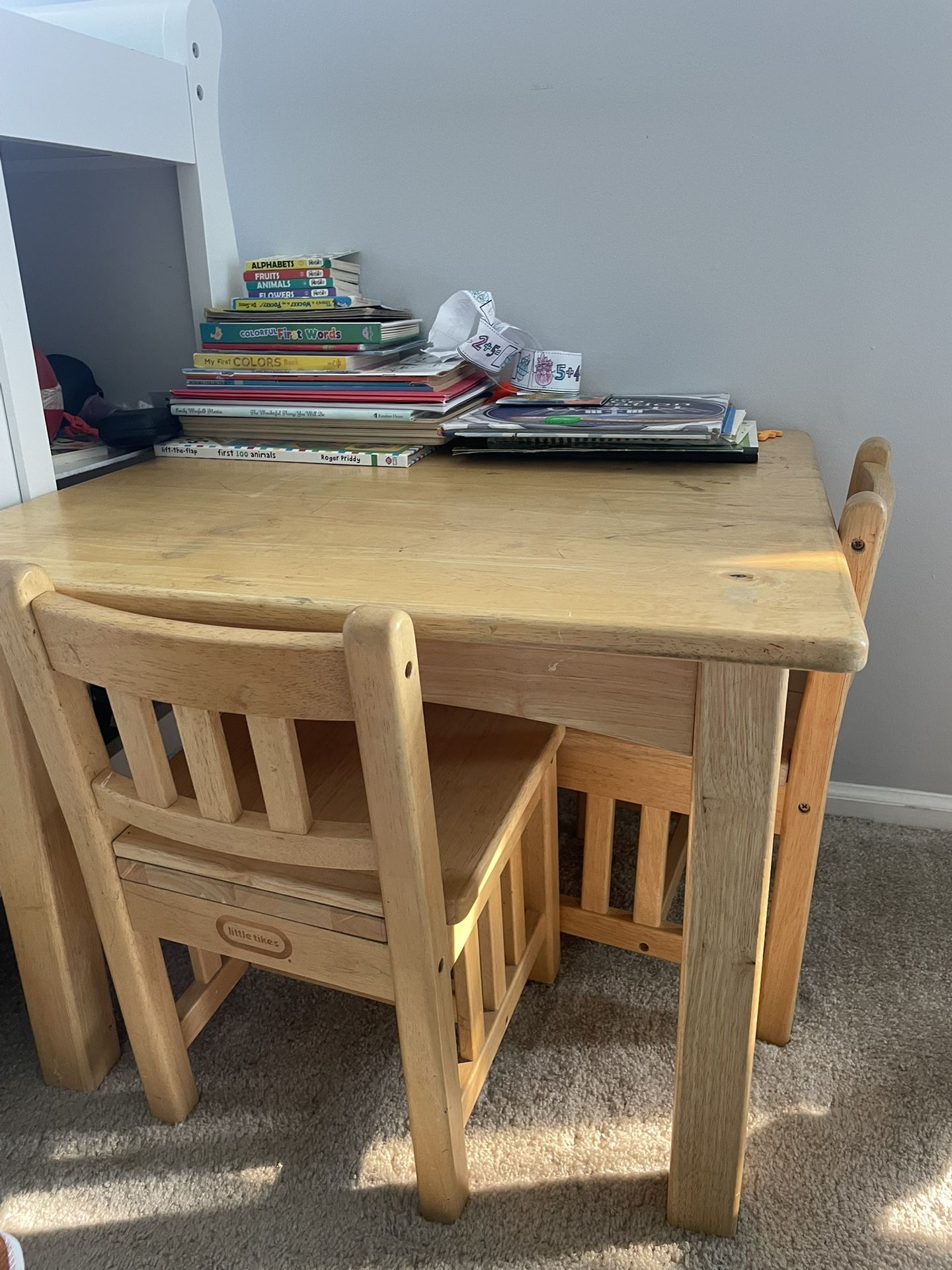 Kids Study Table