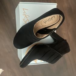 Black Suede 2 Heel Ankle Boots Women's Size 7