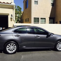 2015 Lexus ES 300h