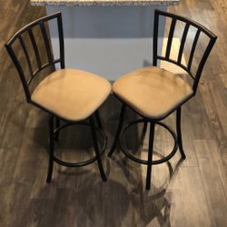 2 Barstools 