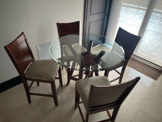 Glass Dinner Table