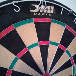 DMI Dartboard & Unicorn Dart Set 