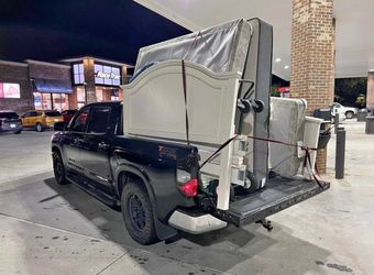 Pickup & delivery 🚚