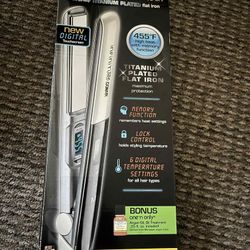 Plancha Para El Cabello Nueva $80