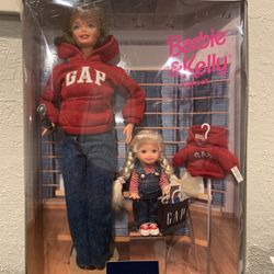 Gap Barbie and Kelly Giftset