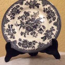 Royal Stanford Earthenware dessert plate. Pheasant floral, colors black and white. No chips or cracks. Measures 8 1/4” across. Makes a great decorativ