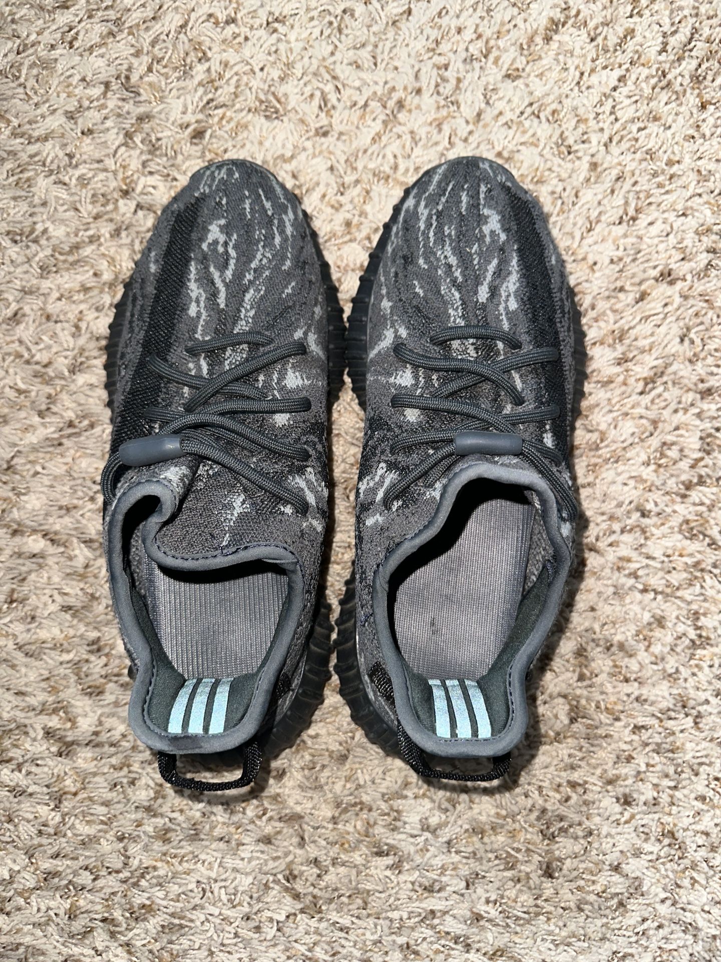 ADIDAS YEEZY BOOST 350 V2 MX DARK SALT MENS LIFESTYLE SHOES