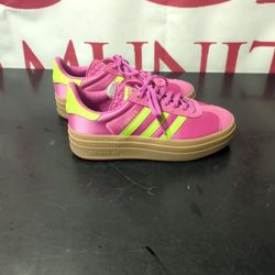 Adidas Gazelle Bold Women's Athletic Pink Sneaker Size 6 And 1/2