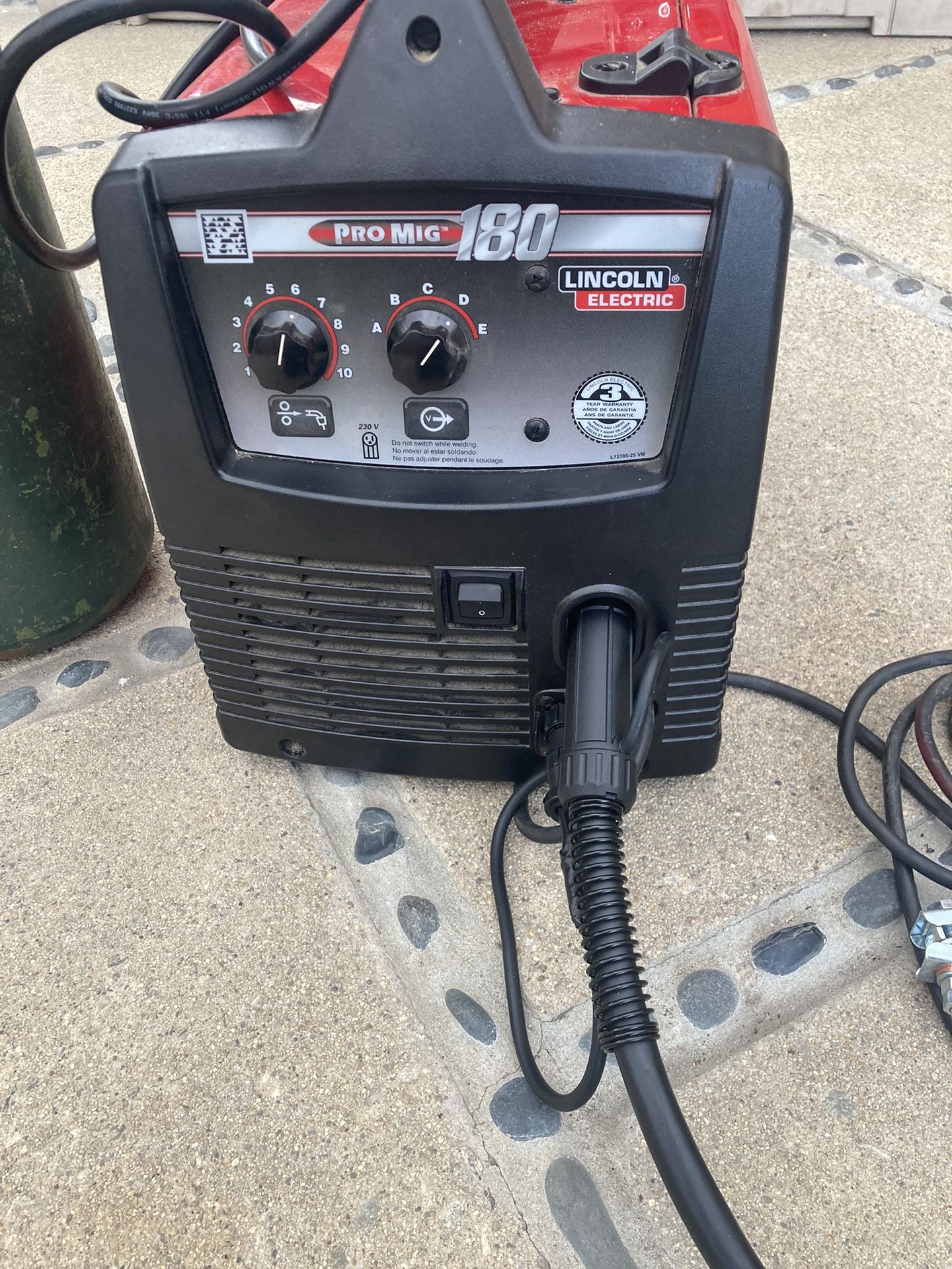 Welder Lincoln 180 Pro MiG With Tank