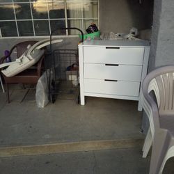 3 Drawer Wood Dresser 