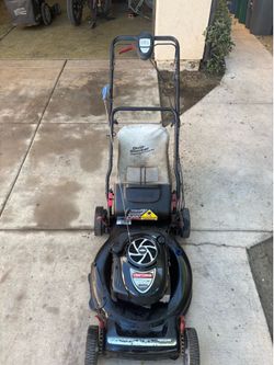 190cc self propelled craftsman gas mower with bag