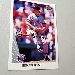 Autographed 1990 Leaf Baseball #266 Brian DuBois RC