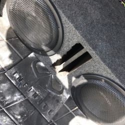 2 12”s Kenwood With Ported Box 