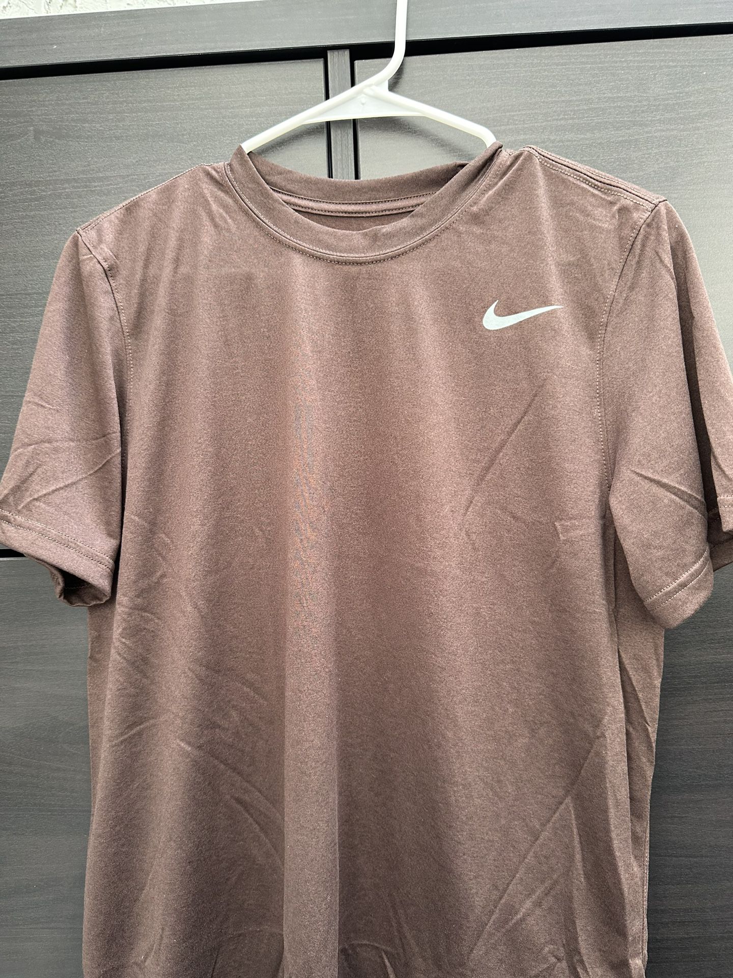 Nike Dri Fit Shirt - Medium