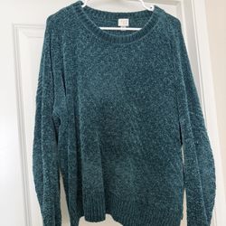 Women’s size medium emerald green sweater 