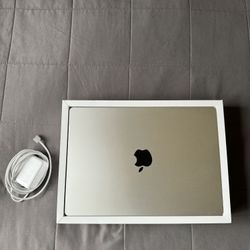 Apple MacBook Pro14 M3  chip