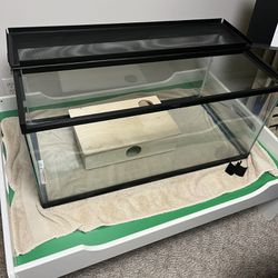 3.5 • 1.5 feet glass small animal cage (table not included)