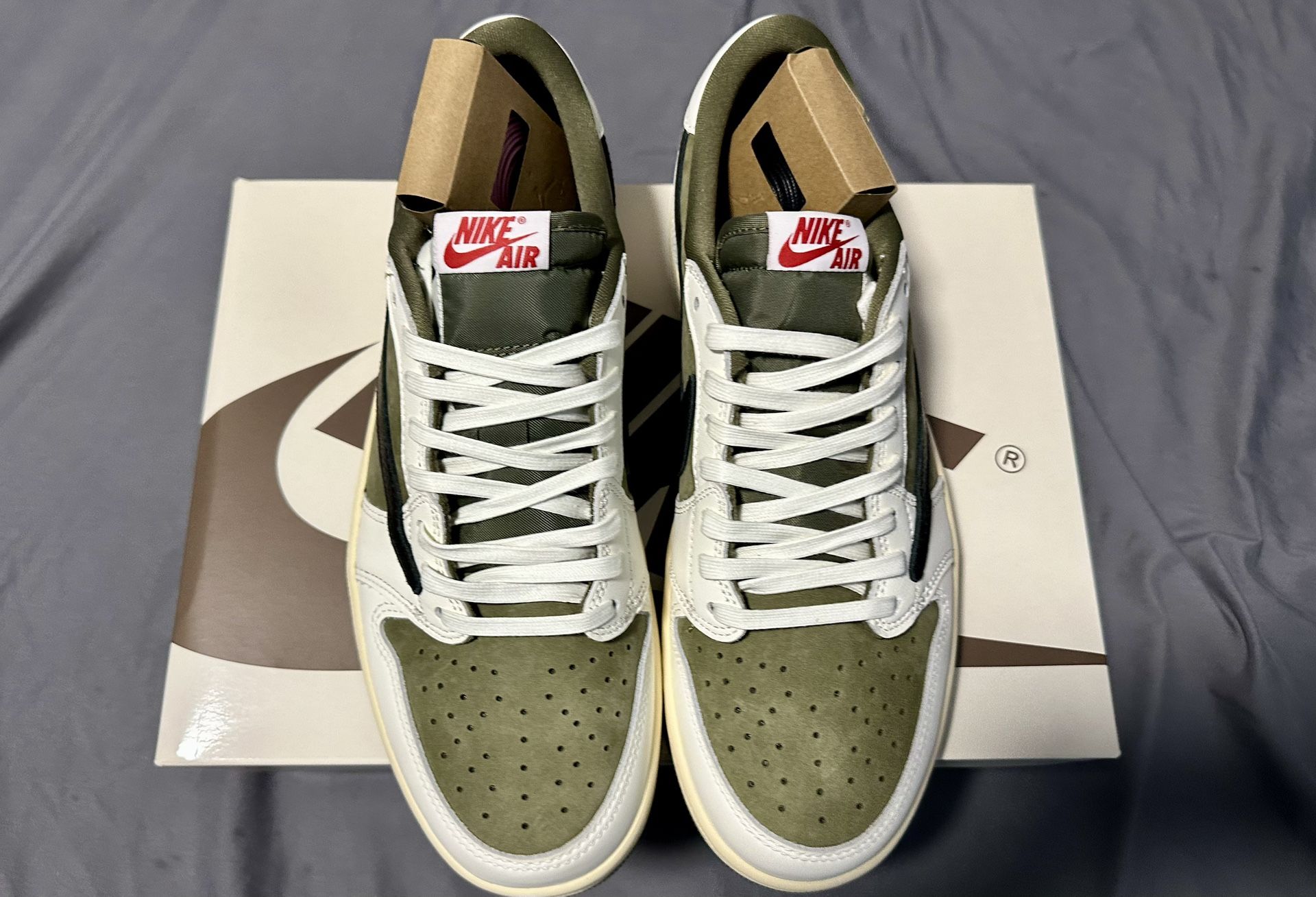 Travis Scott Medium Olives 