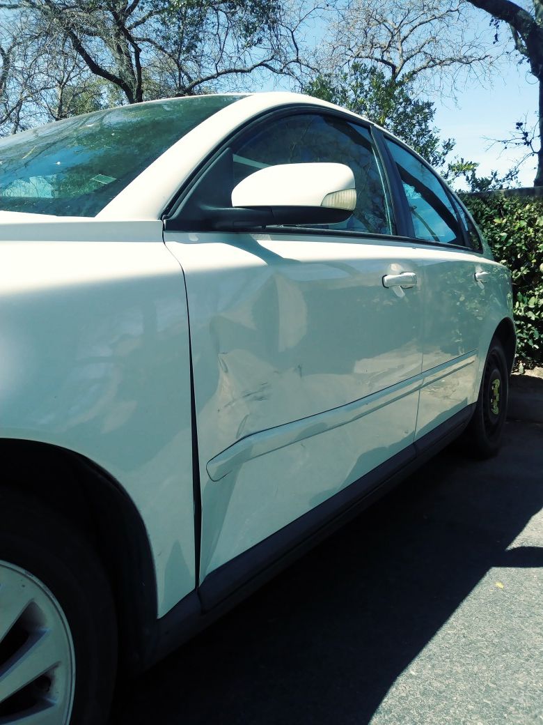 2004 Volvo S40