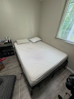 Queen size bed